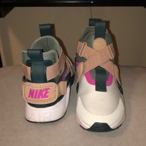 Nike Air Huarache 6.5